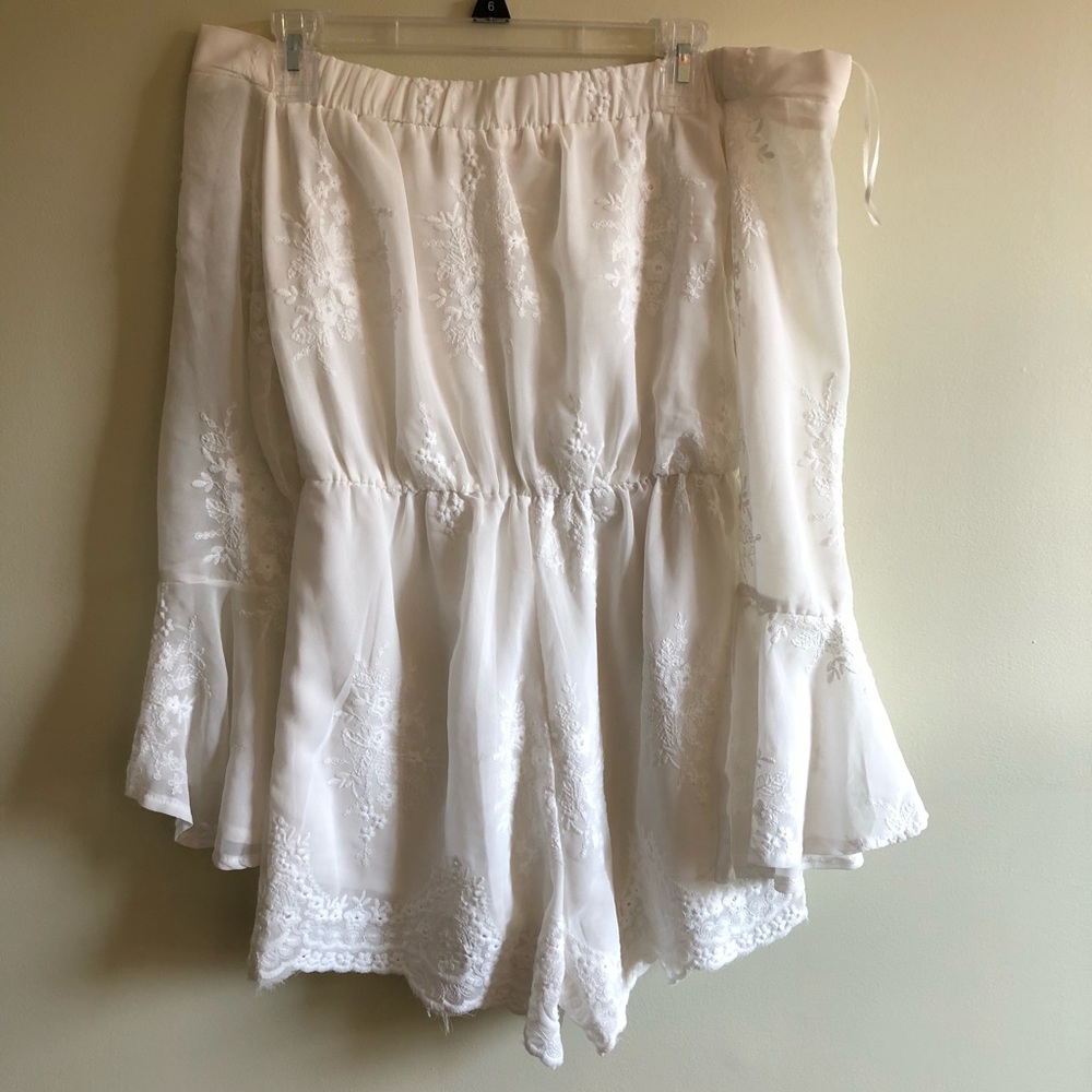 Long sleeve white lace romper